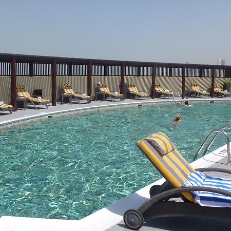 Lotus Grand Hotel Apartments Дубай Екстер'єр фото