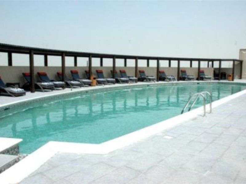 Lotus Grand Hotel Apartments Дубай Екстер'єр фото